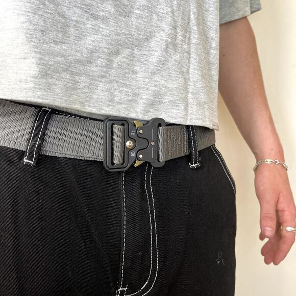 Y2K utility Gray tactical military unique buckle design belt - Picture 6 of 6